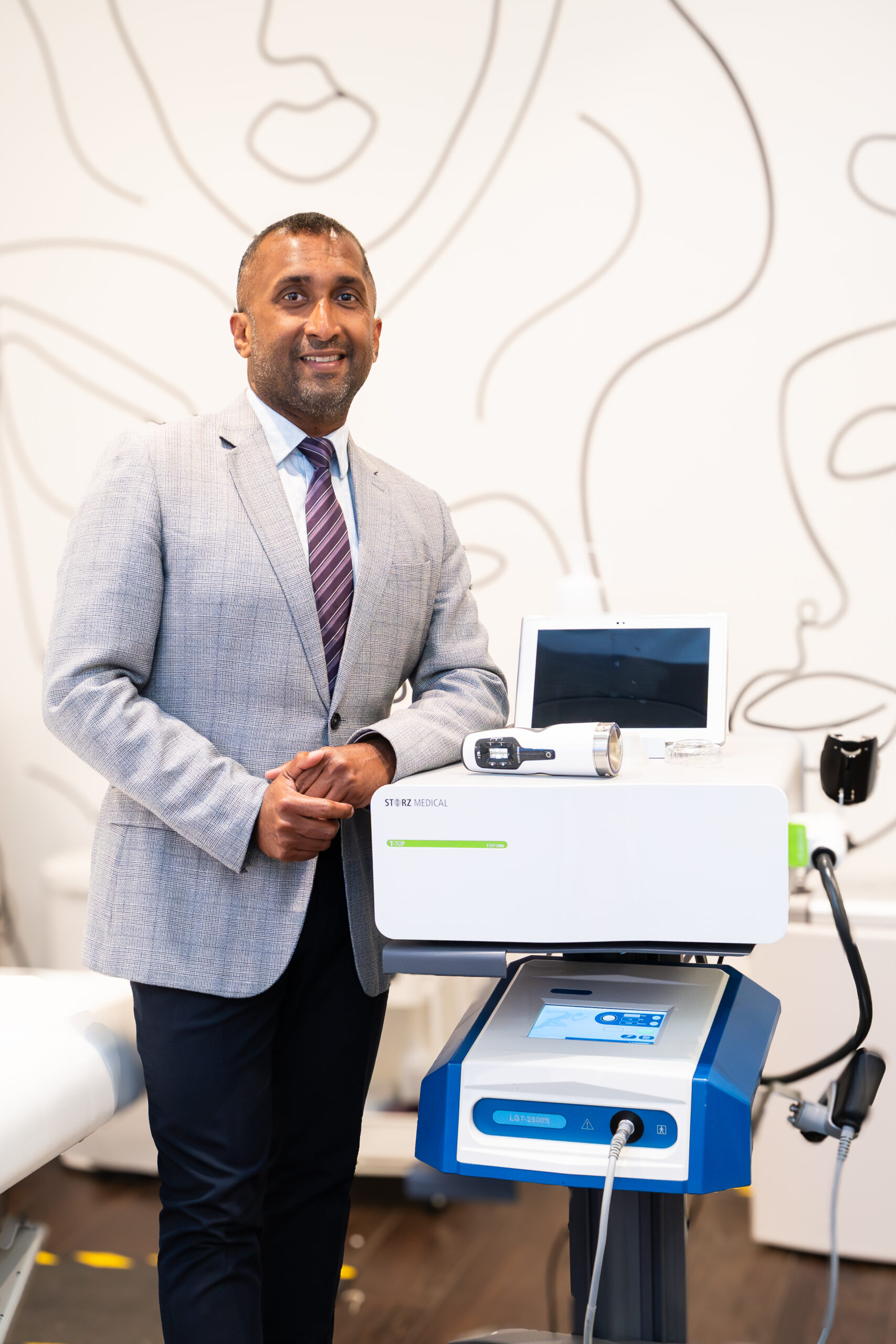 Anil Prasad Shockwave Therapy Physiotherapist London